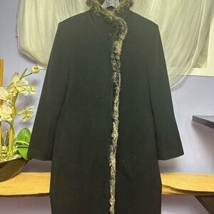 Black Vintage London Fog Coat with real Fur Trim Wool Cashemere